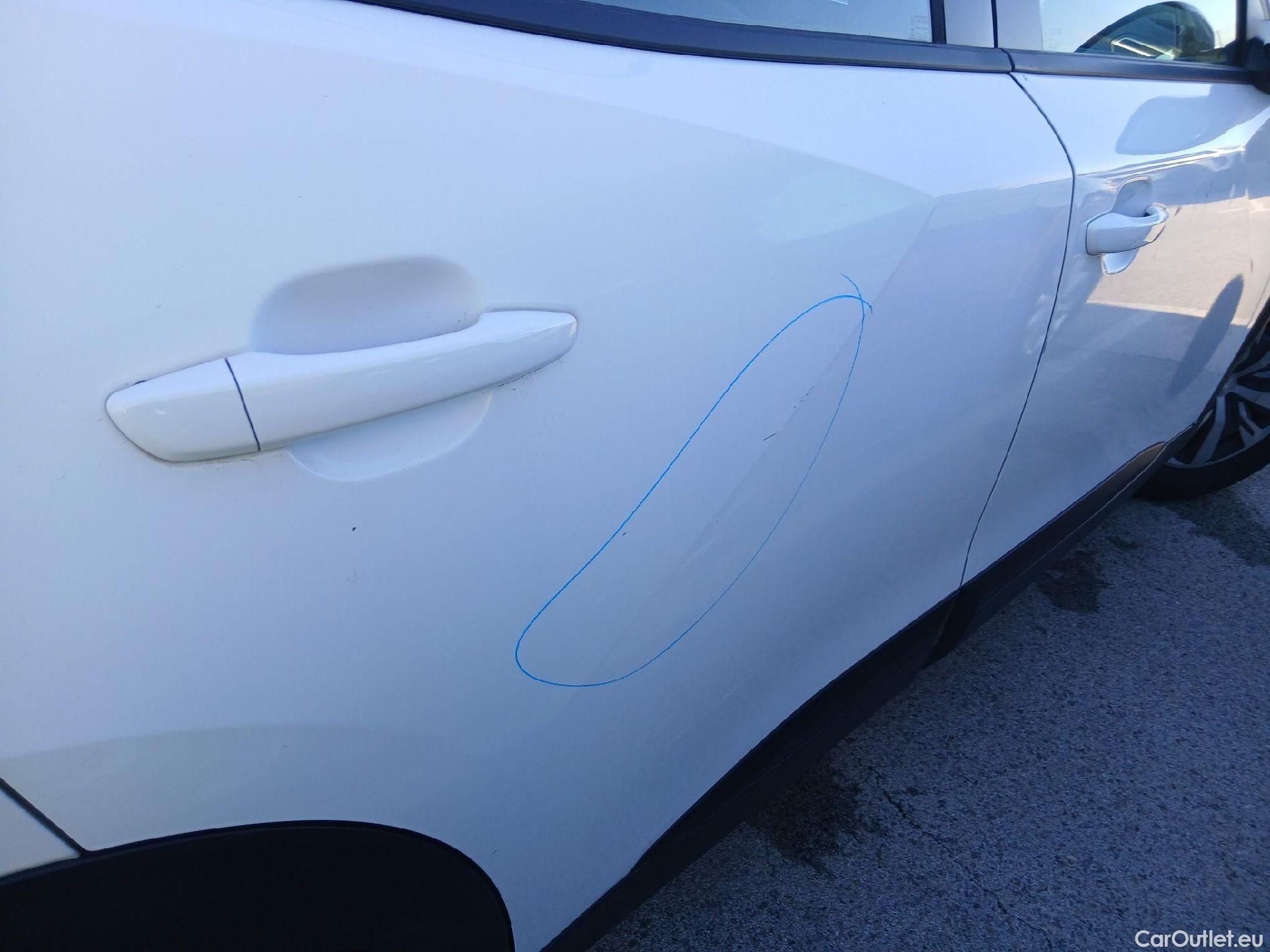  Peugeot  2008 PEUGEOT  / 2019 / 5P / todoterreno Active BlueHDI 100 S&S BVM6 #6