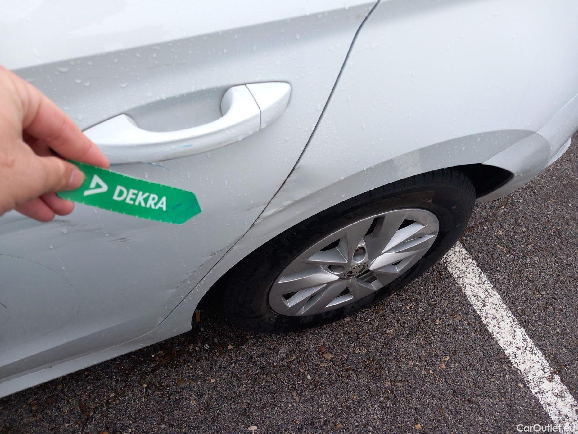  Skoda  Fabia SKODA  / 2021 / 5P / berlina con portón 1.0 TSI 70KW (95CV) Emotion (AC) #18