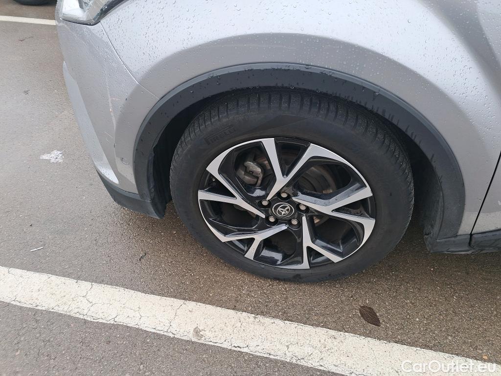  Toyota  C-HR TOYOTA  / 2016 / 5P / todoterreno 1.8 125H Advance (CX) #20