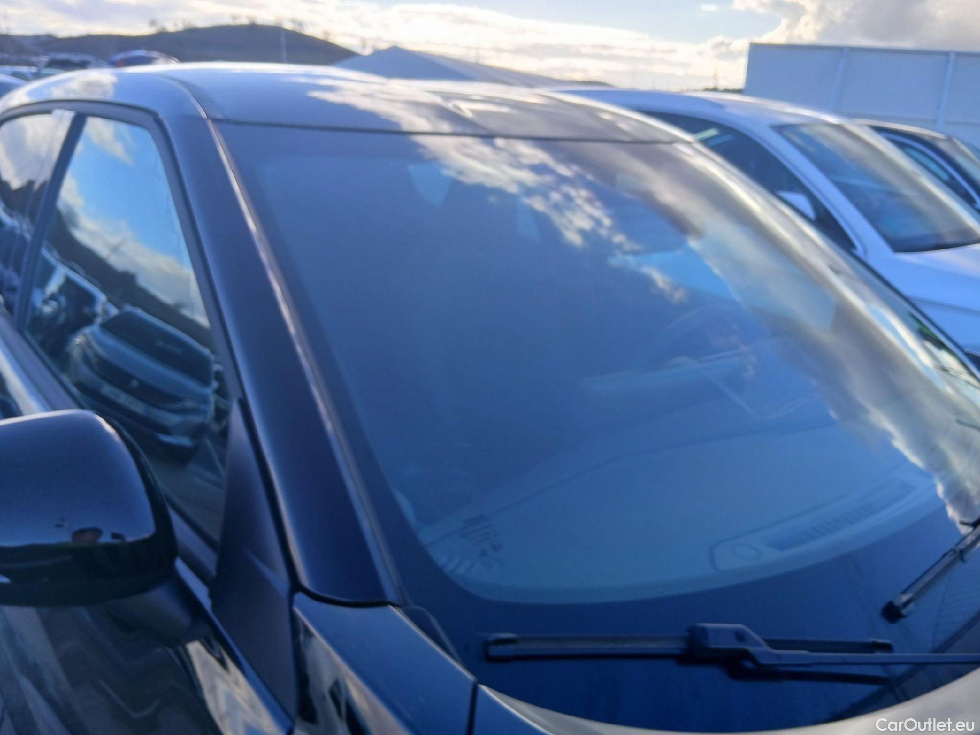  Nissan  Juke NISSAN  / 2019 / 5P / crossover DIG-T 84 kW (114 CV) 6M/T N-Connecta #6