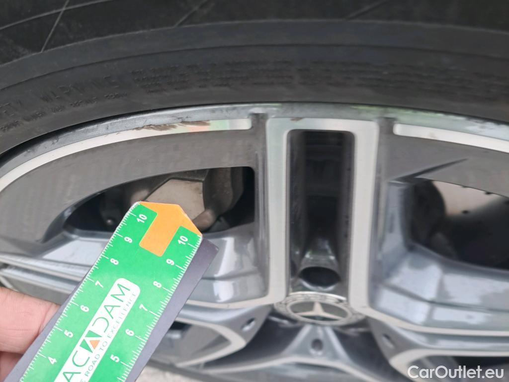  Mercedes  G-Klasee MERCEDES-BENZ GLC Coupé / 2019 / 5P / coupé GLC 220 d 4MATIC #4