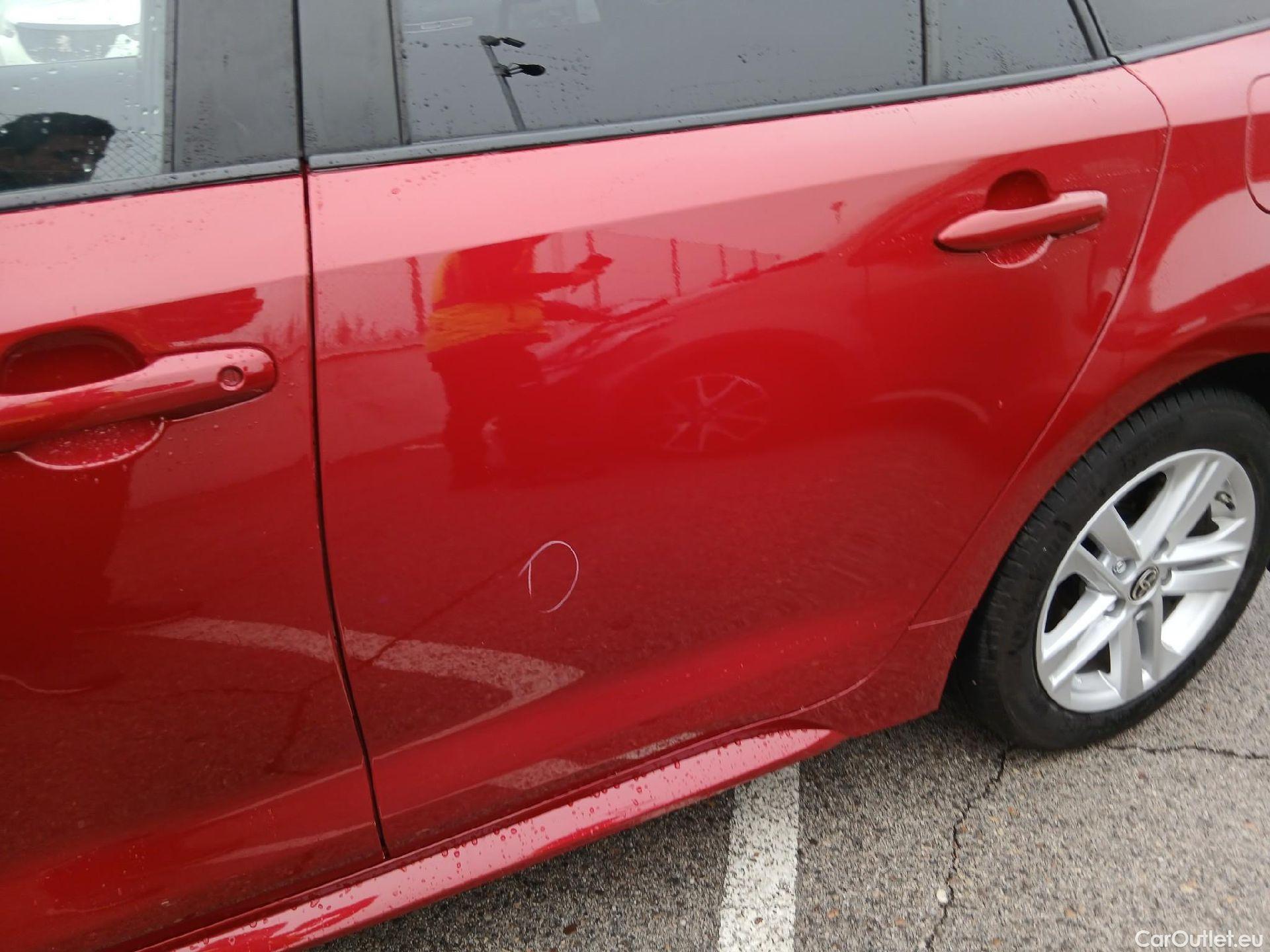  Toyota  Corolla TOYOTA  / 2019 / 5P / familiar 1.8 125H ACTIVE TECH E-CVT TOU SPORT #10