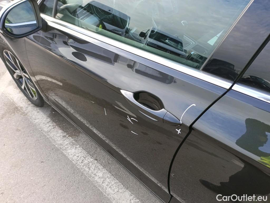  Volkswagen  Passat VOLKSWAGEN  / 2019 / 5P / familiar Variant Executive 2.0 TDI 110kW (150CV) #3