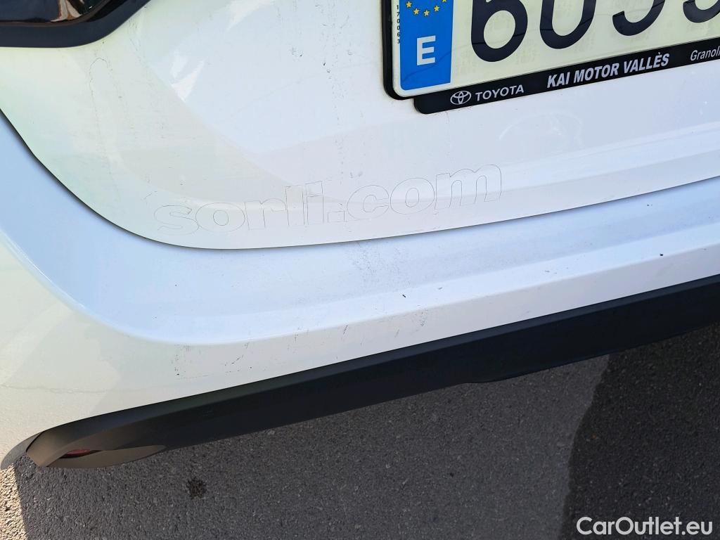  Toyota  Yaris TOYOTA  / 2020 / 5P / berlina con portón 1.5 120H Active Tech #11