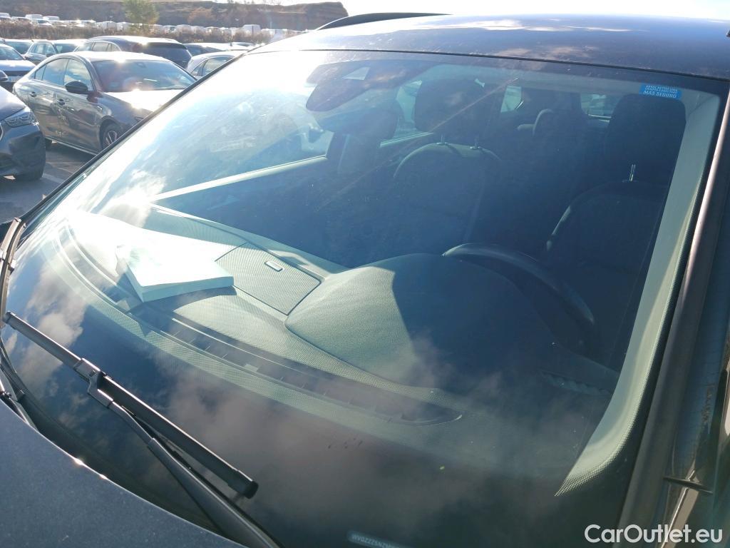  Volkswagen  Tiguan VOLKSWAGEN  / 2020 / 5P / todoterreno Life 2.0 TDI 110kW (150CV) DSG (AC2) #32