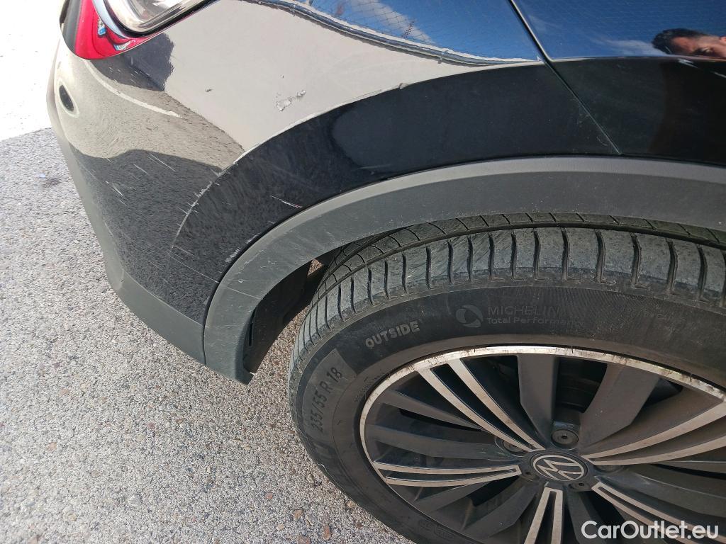  Volkswagen  Tiguan VOLKSWAGEN  / 2020 / 5P / todoterreno Life 2.0 TDI 110kW (150CV) DSG (AC2) #26