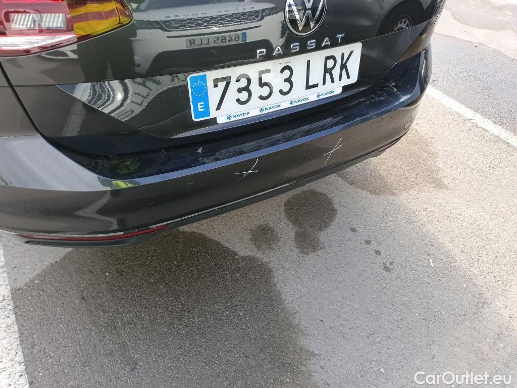  Volkswagen  Passat VOLKSWAGEN  / 2019 / 5P / familiar Variant Executive 2.0 TDI 110kW (150CV) #21