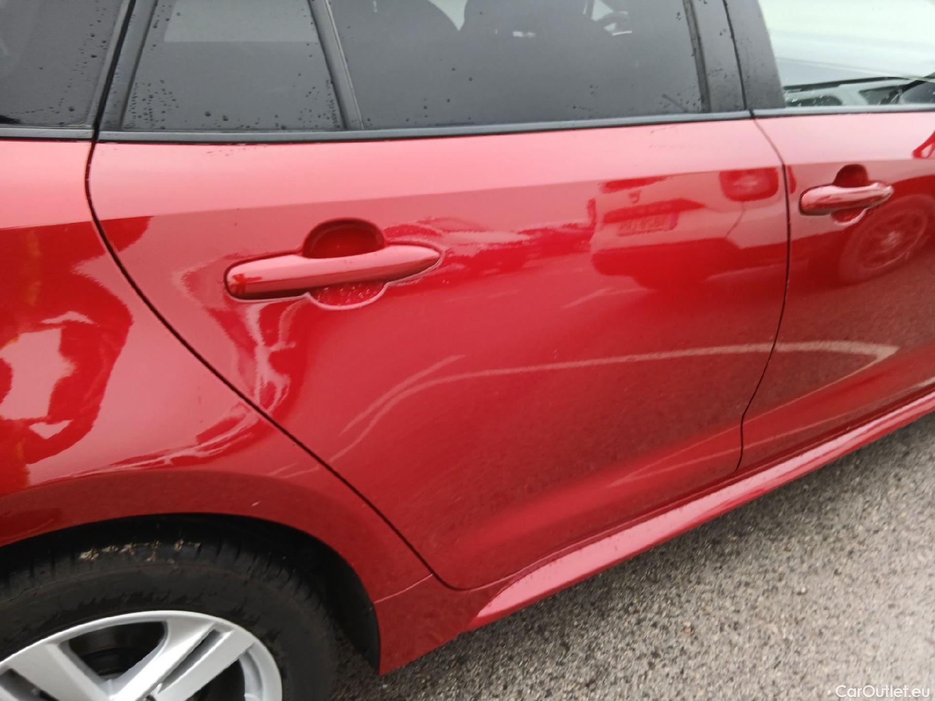  Toyota  Corolla TOYOTA  / 2019 / 5P / familiar 1.8 125H ACTIVE TECH E-CVT TOU SPORT #22