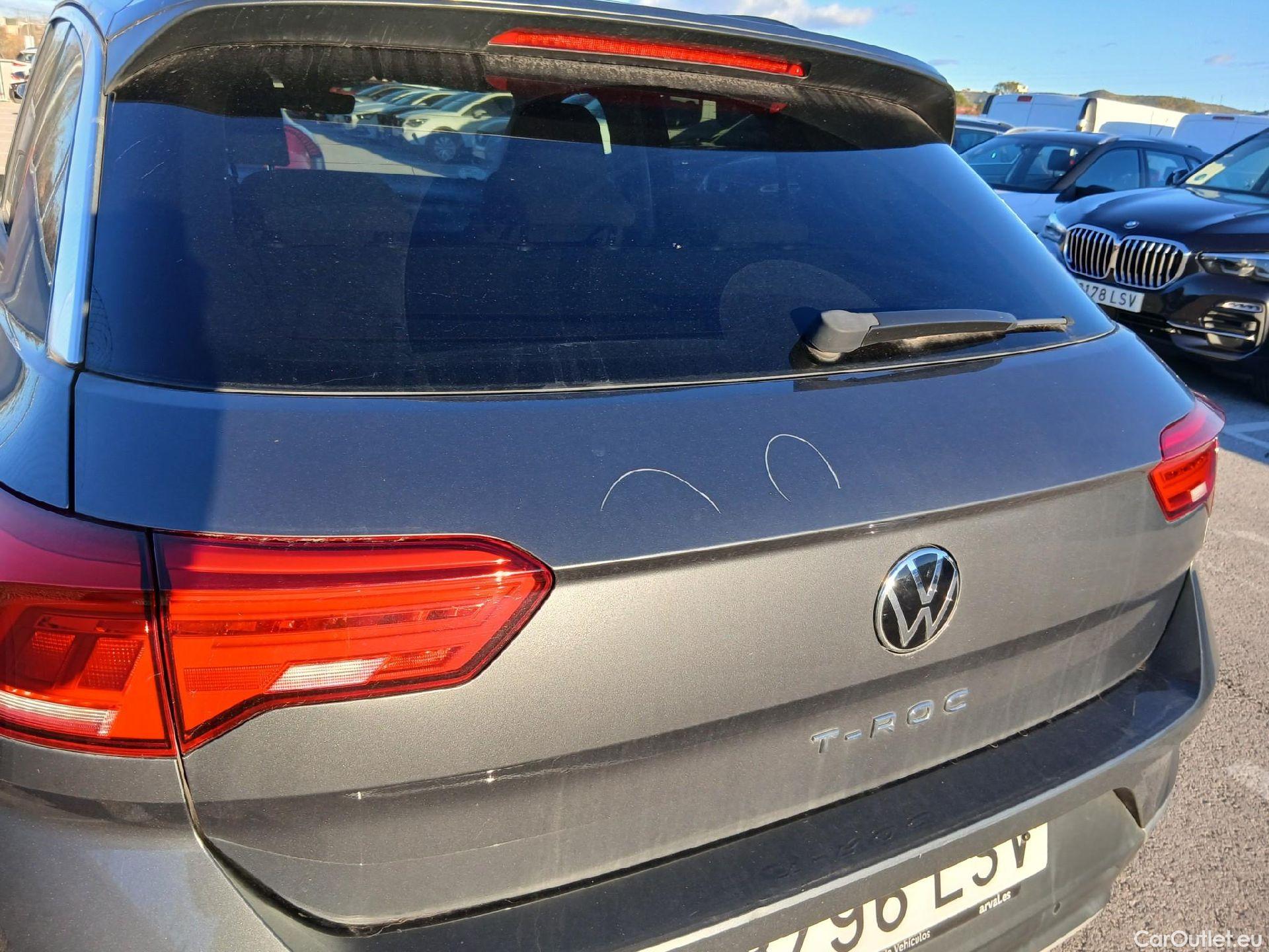  Volkswagen  T-ROC VOLKSWAGEN  / 2017 / 5P / todoterreno Advance 2.0 TDI 110kW (150CV) DSG (AC2) #17