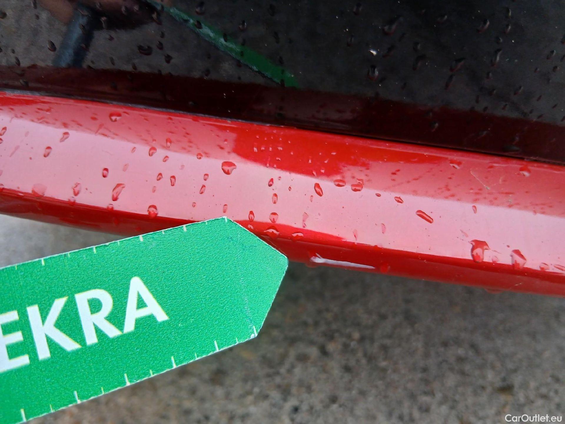  Toyota  Corolla TOYOTA  / 2019 / 5P / familiar 1.8 125H ACTIVE TECH E-CVT TOU SPORT #16