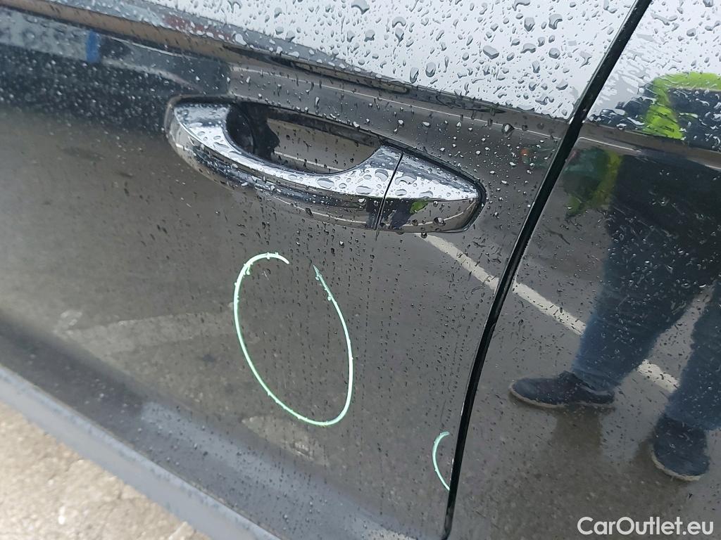  Volkswagen  T-ROC VOLKSWAGEN  / 2017 / 5P / todoterreno Advance 1.0 TSI 85kW (115CV) #3