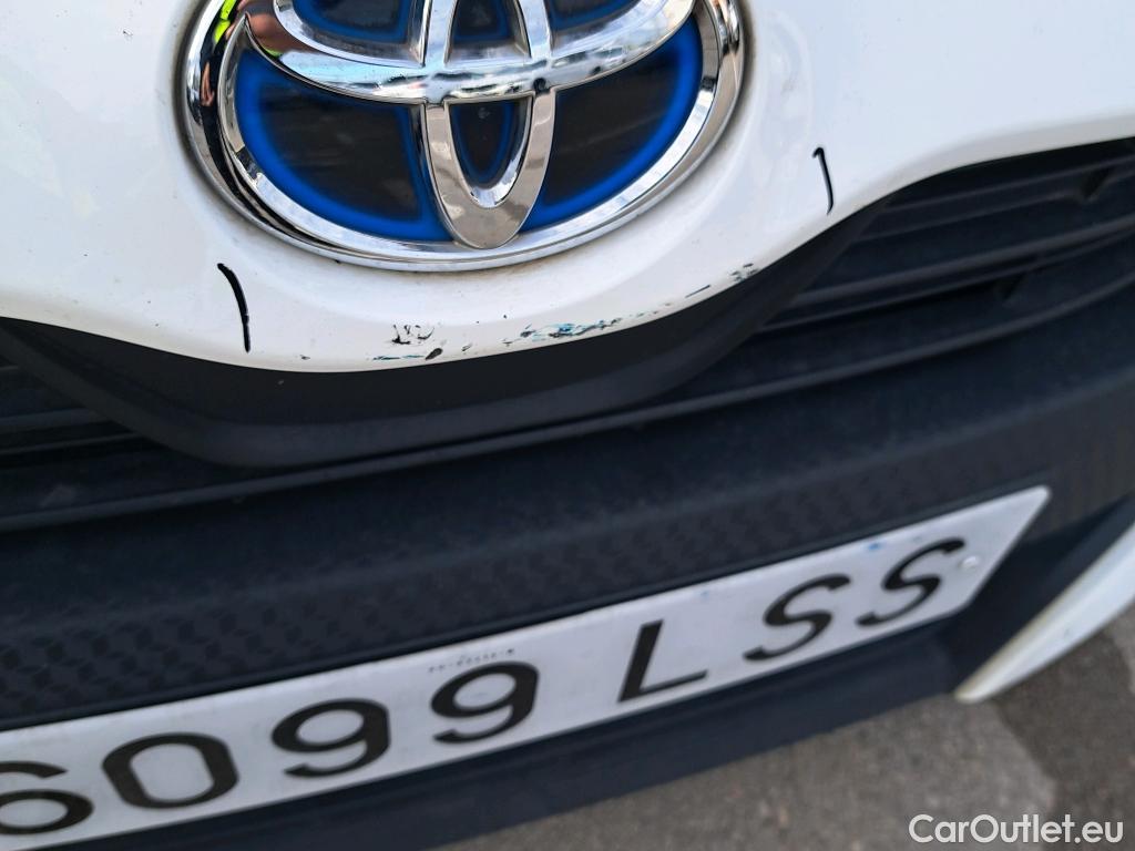  Toyota  Yaris TOYOTA  / 2020 / 5P / berlina con portón 1.5 120H Active Tech #17