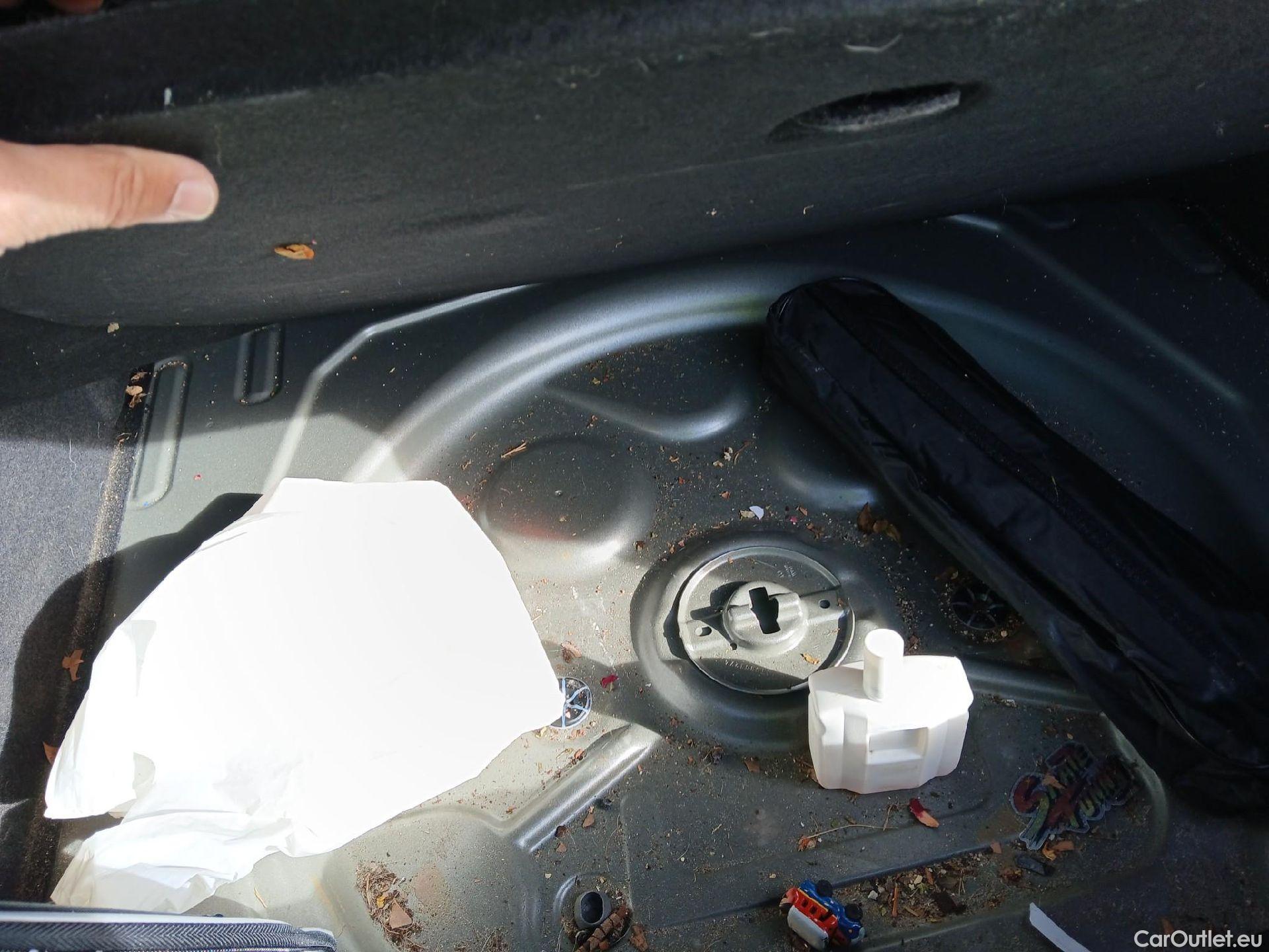  Volkswagen  Tiguan  Life 1.5 TSI 150CV MT6 E6d #5