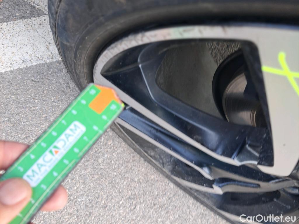  Volvo  XC60  Ultimate Dark AWD 2.0 B4 195CV AT8 E6d #6