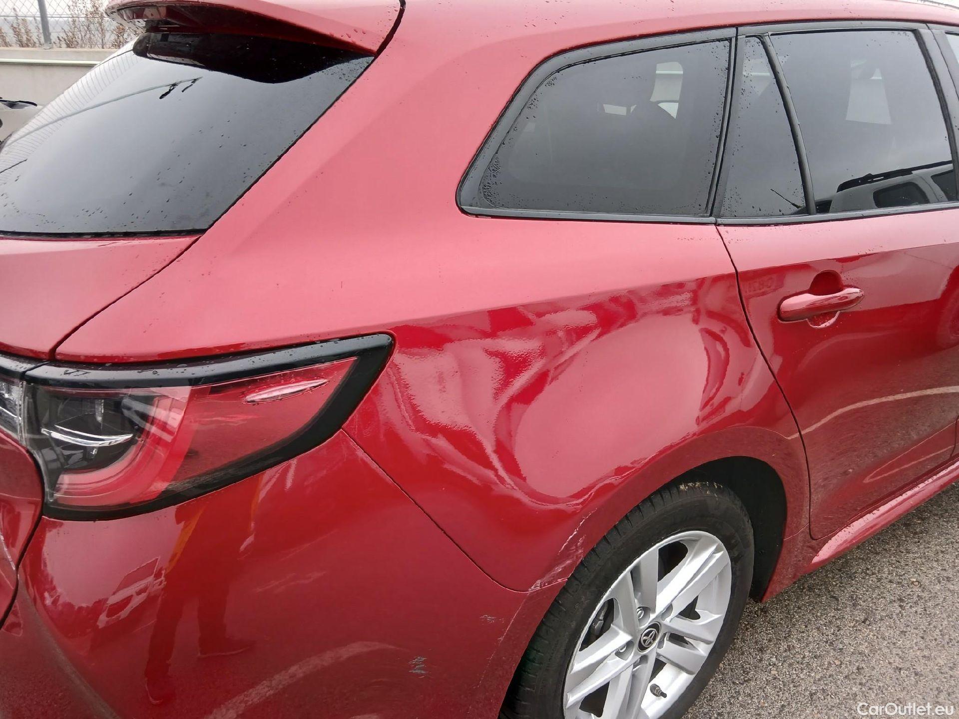  Toyota  Corolla TOYOTA  / 2019 / 5P / familiar 1.8 125H ACTIVE TECH E-CVT TOU SPORT #21