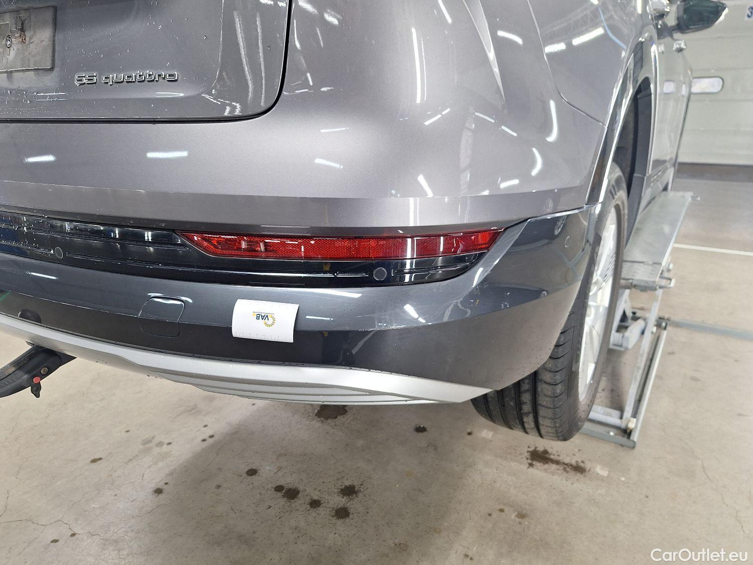  Audi  E-TRON Audi,  '19 BEV, Audi  55 Quattro Advanced 5d #16