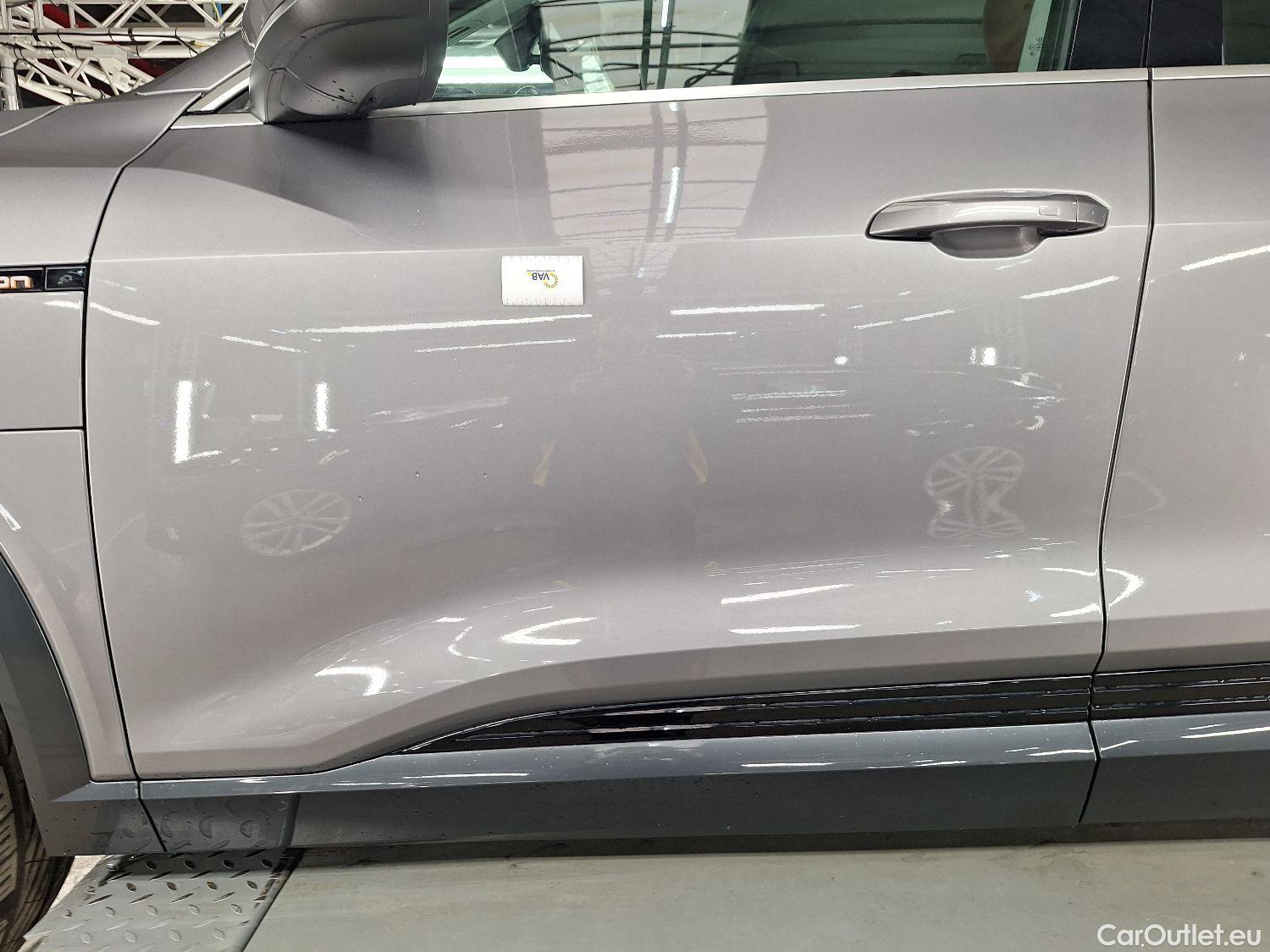  Audi  E-TRON Audi,  '19 BEV, Audi  55 Quattro Advanced 5d #28