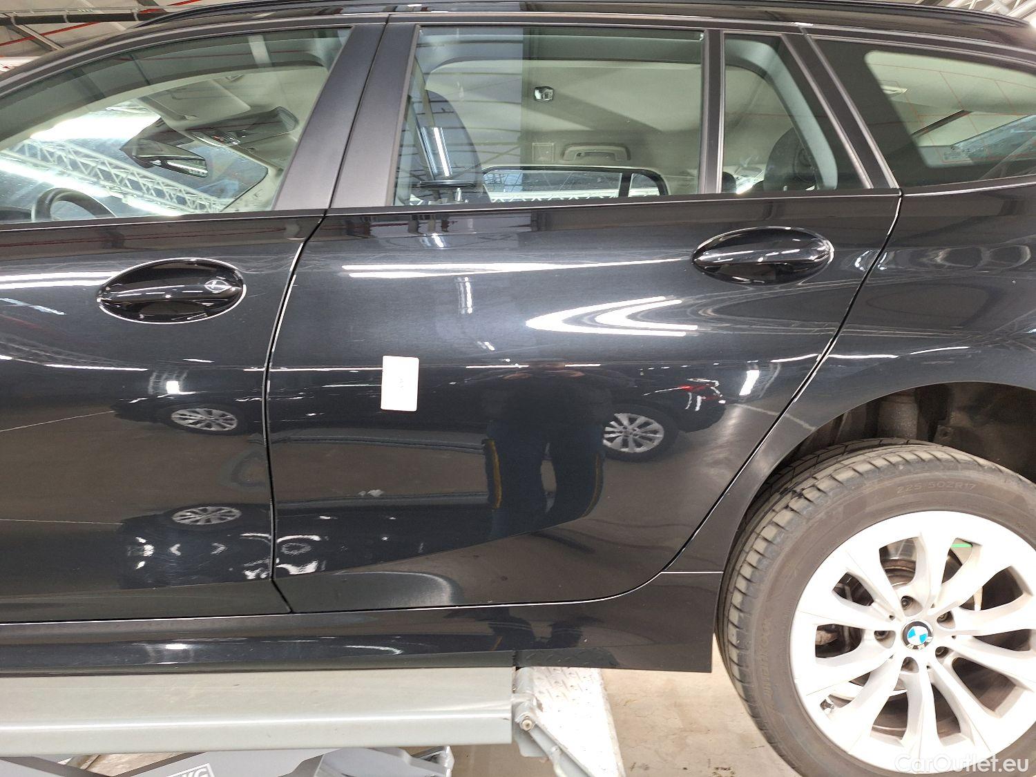  Bmw  Serie 3 BMW, 3-serie Touring '18, BMW 3 Reeks Touring 318dA (100 kW) 5d #23