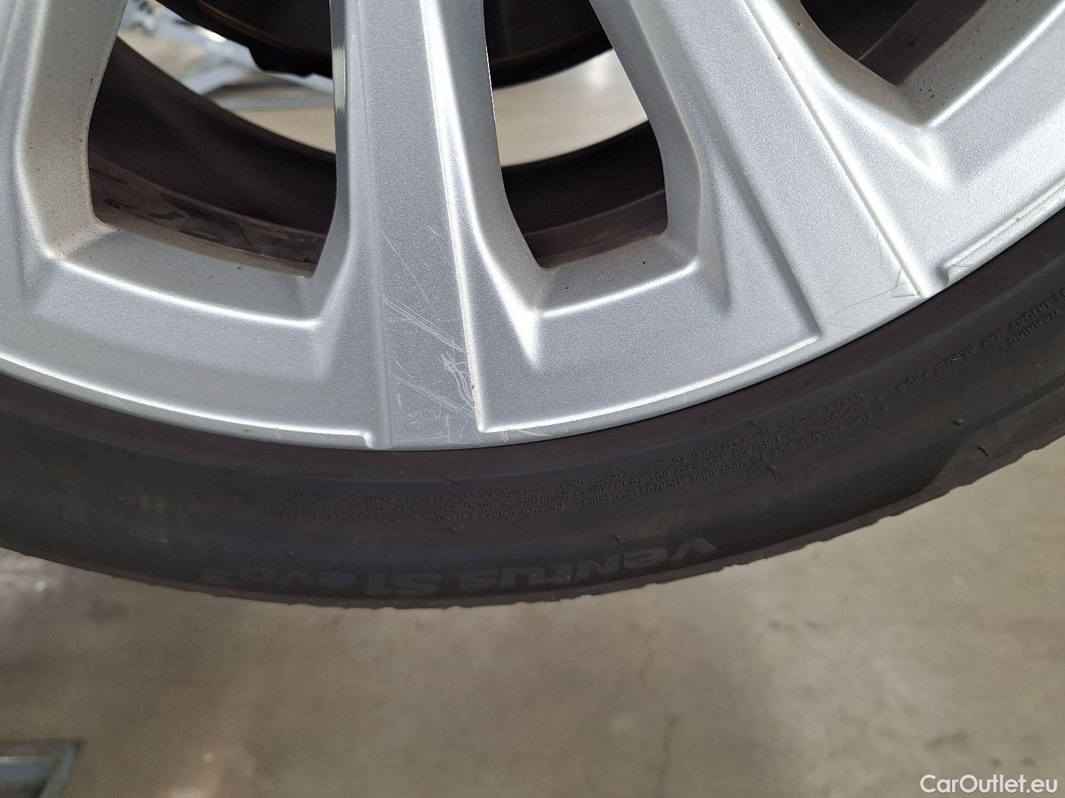  Bmw  Serie 3 BMW, 3-serie Touring '18, BMW 3 Reeks Touring 318dA (100 kW) 5d #9