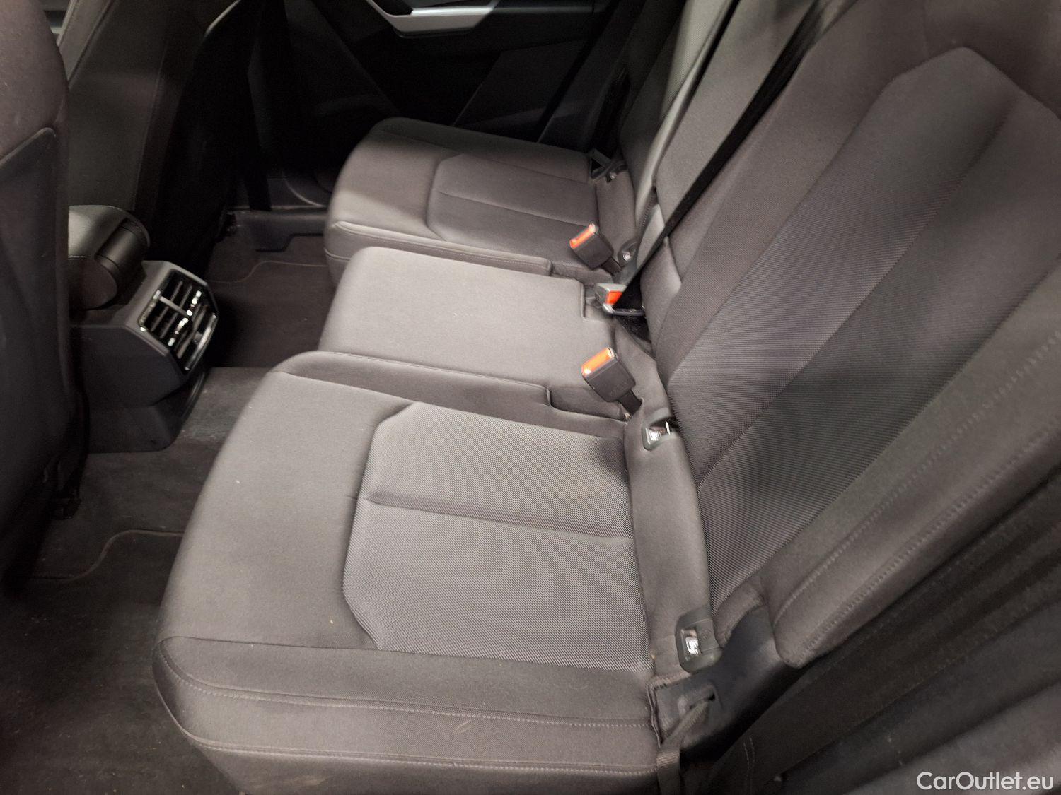  Audi  Q3 Audi,  SB '19, Audi  Sportback 35 TDI S tronic Business Edition #20