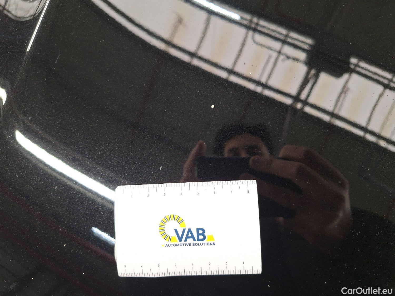  Mercedes  GLB Mercedes,  '19, Mercedes-Benz   200 d Business Solution 5d #31