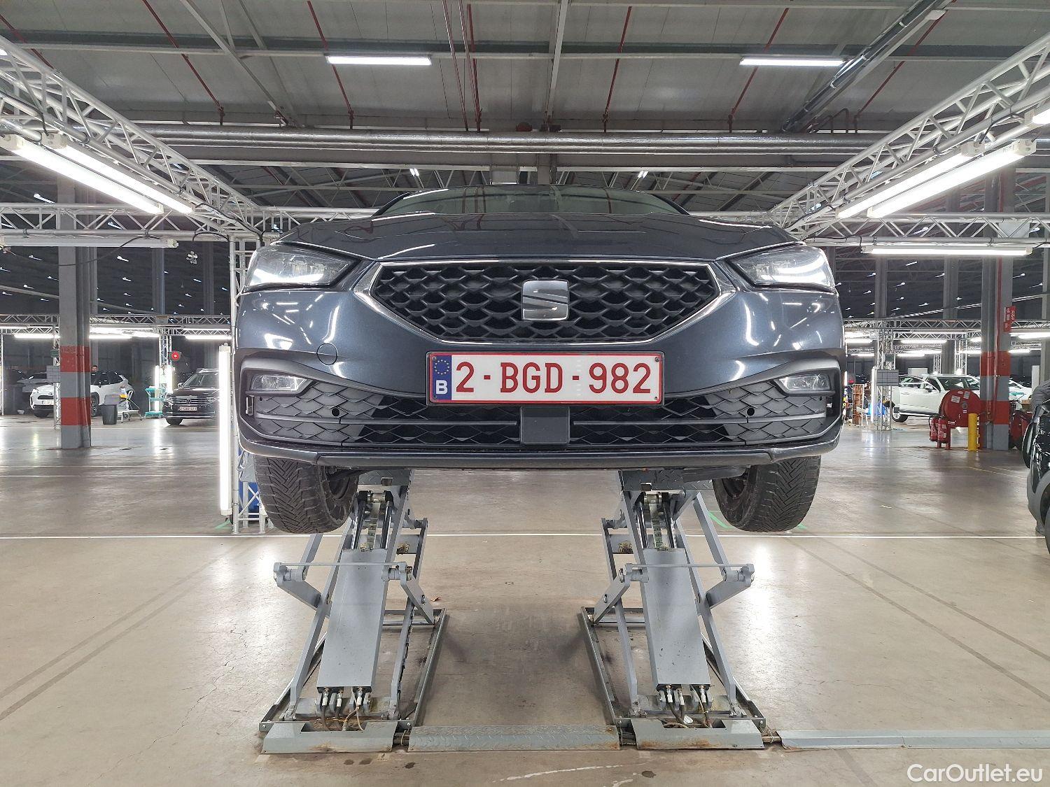  Seat  Leon Seat,  '20, SEAT  2.0 TDI 115 Reference 5d #1