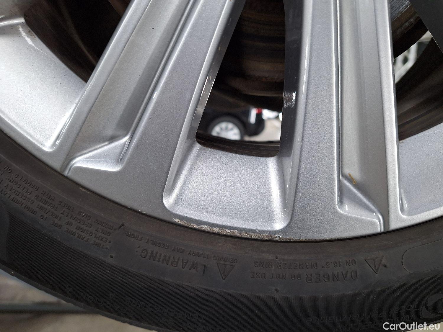  Peugeot  308 Peugeot,  SW FL'17, Peugeot  SW 1.5 BlueHDi 130 S&S Allure Pack 5d #17