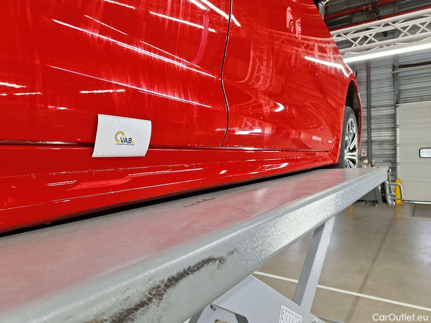  Toyota  Corolla Toyota,  TS '19, Toyota  Touring Sports 1.8 Hybrid Premium e #3