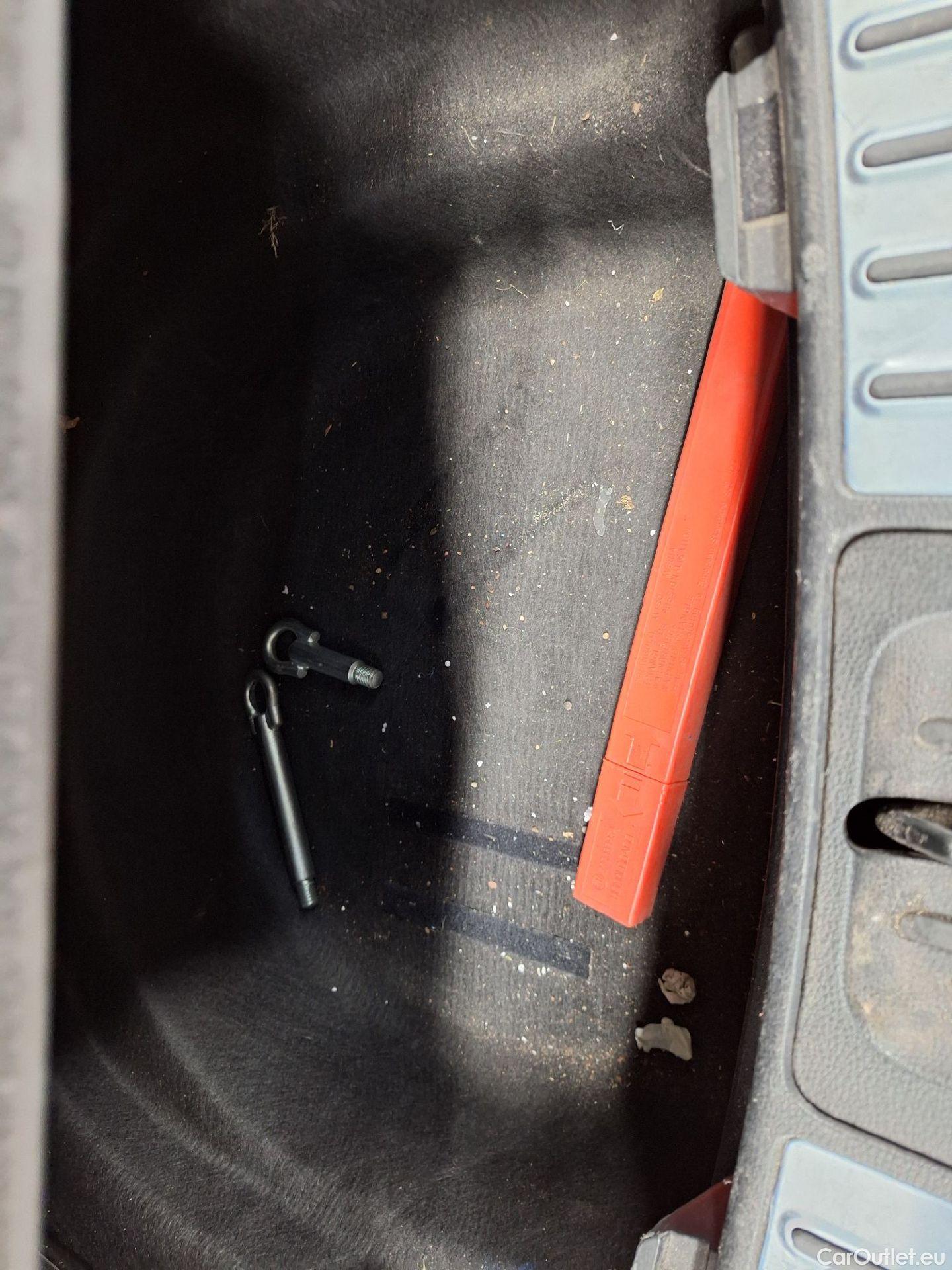  Toyota  Corolla Toyota,  TS '19, Toyota  Touring Sports 1.8 Hybrid Premium e #42