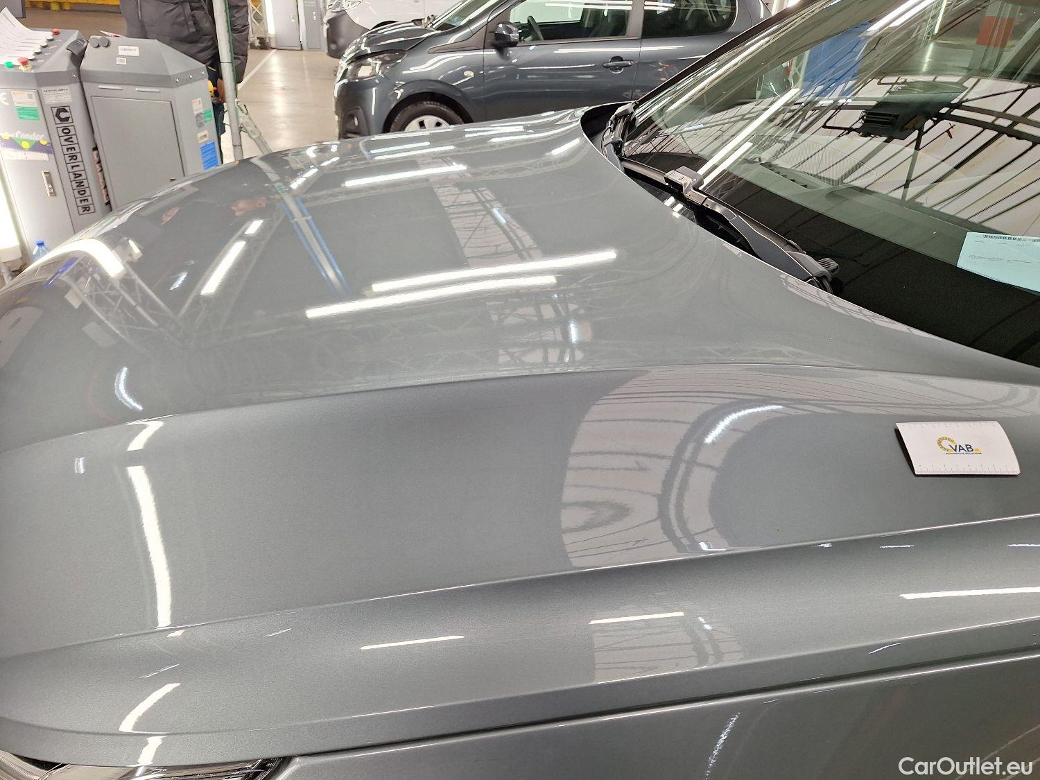  Volvo  XC 40 Volvo, XC40 '17, Volvo XC40 T3 XC40 5d #12