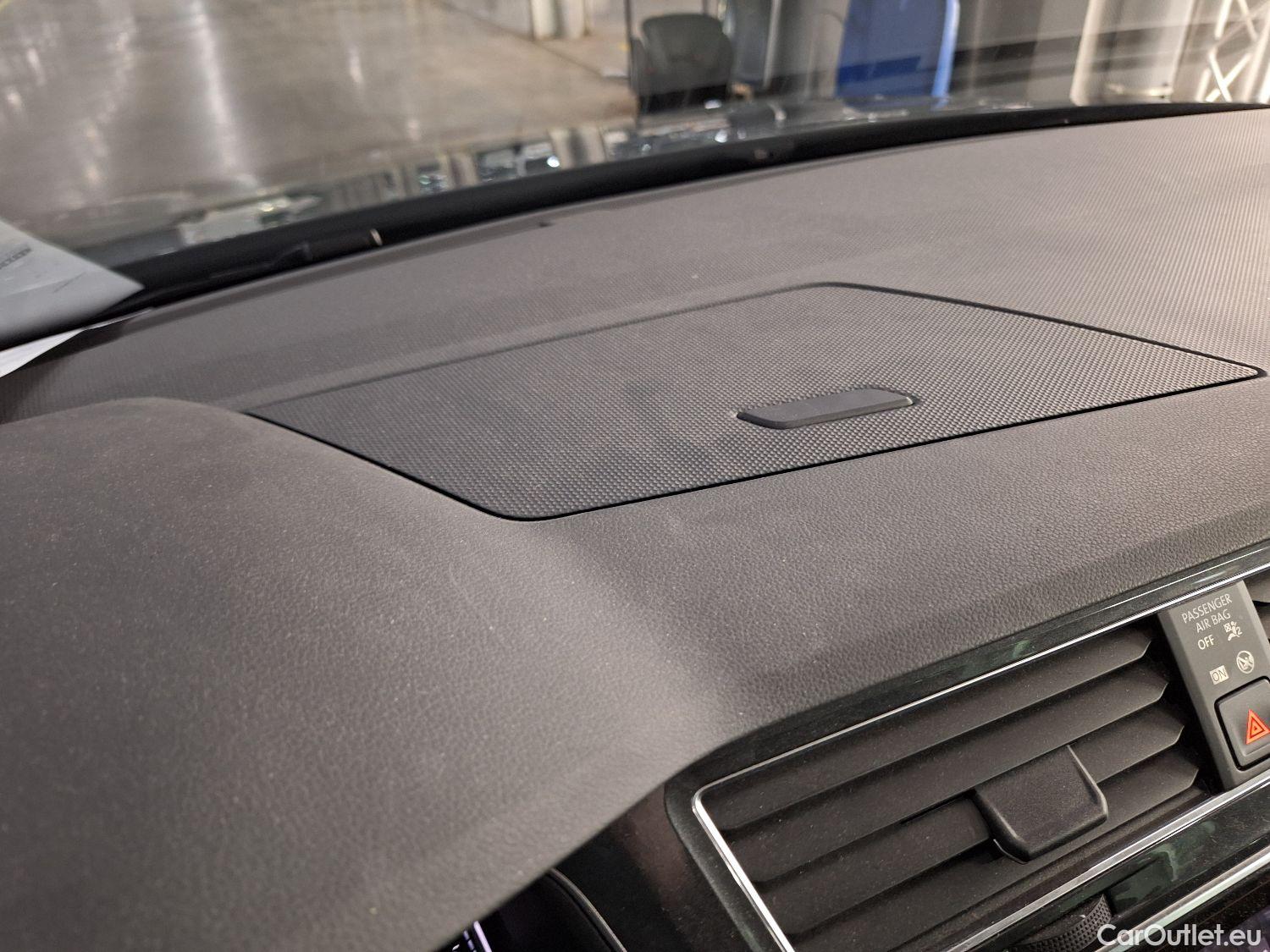  Volkswagen  Tiguan VW,  FL'20 PHEV, Volkswagen  1.4 eHybrid DSG Life 5d #27