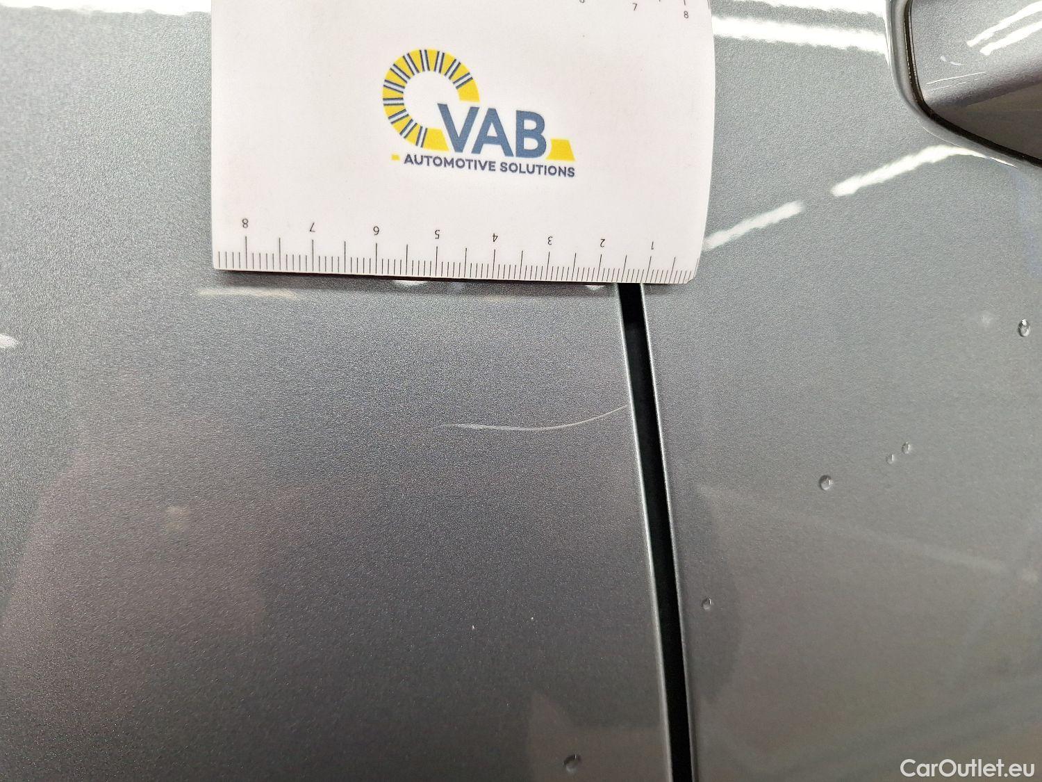  Volvo  XC 40 Volvo, XC40 '17, Volvo XC40 T3 XC40 5d #4