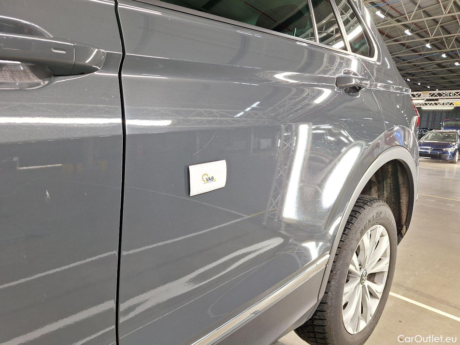  Volkswagen  Tiguan VW,  FL'20 PHEV, Volkswagen  1.4 eHybrid DSG Life 5d #16