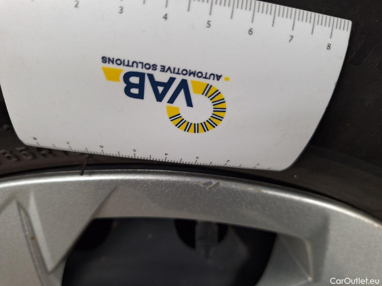  Hyundai  i20 Hyundai,  '20, Hyundai  1.0 T-GDi 74kW Twist 5d #9