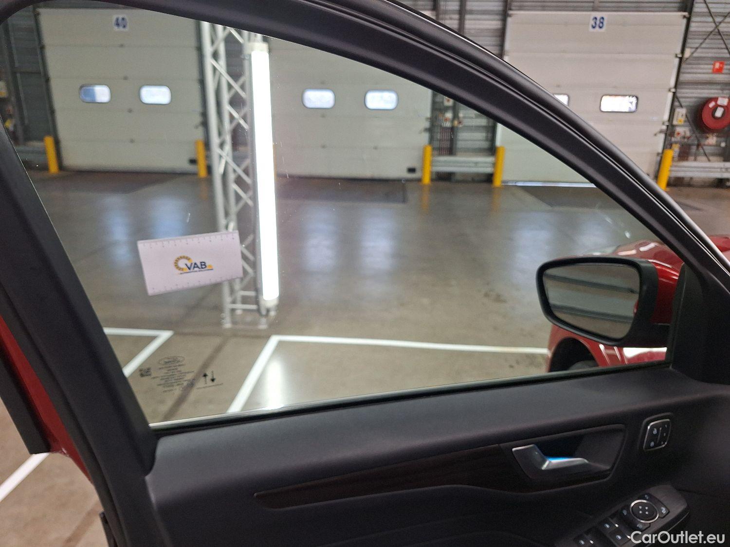  Ford  Kuga Ford,  '19 PHEV, Ford  2.5i PHEV Aut. 165kW Vignale 5d #24