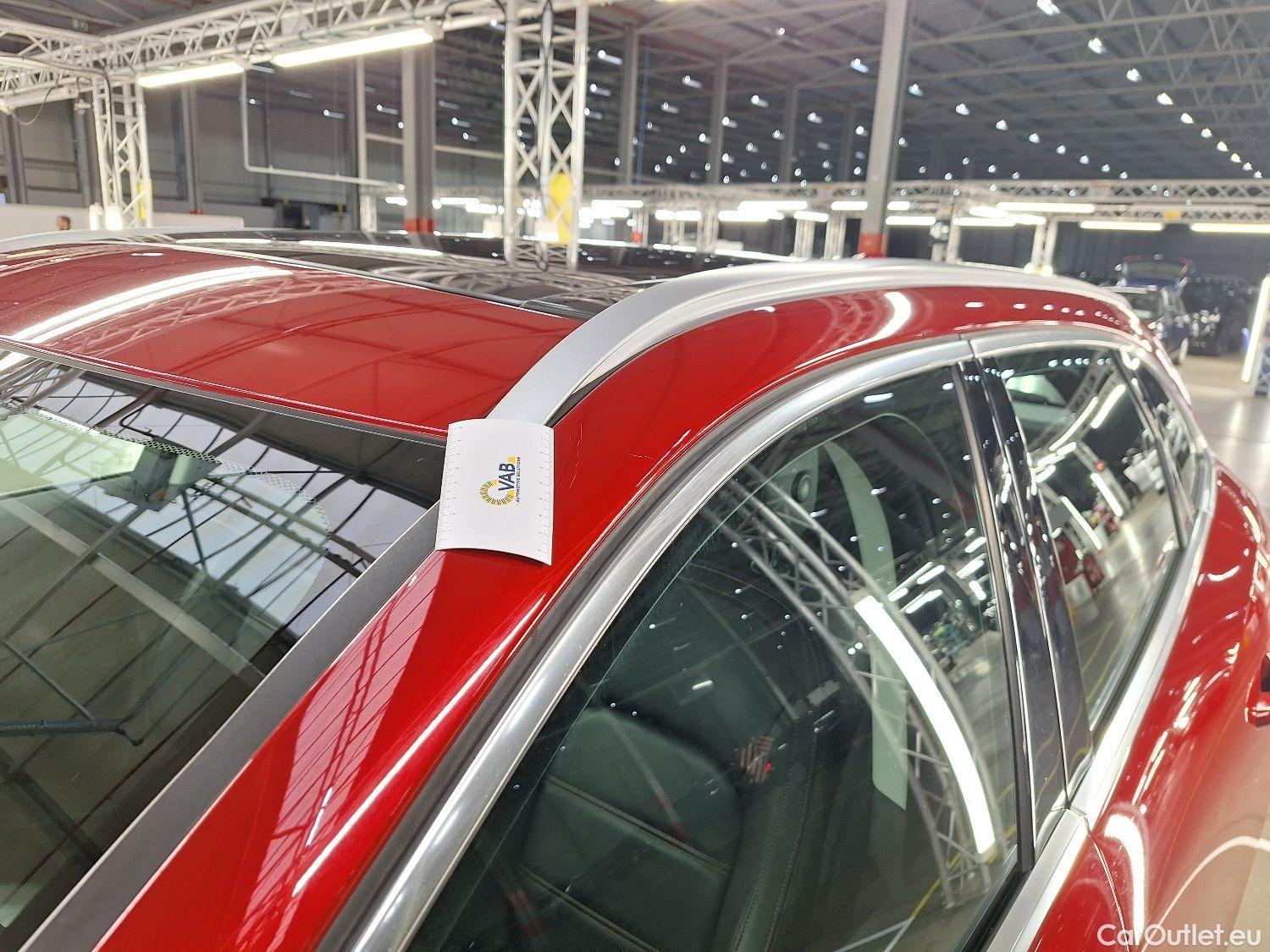  Jaguar  F-PACE Jaguar, , Jaguar  2.0D 132kW 4x4 Aut. Prestige 5d #40