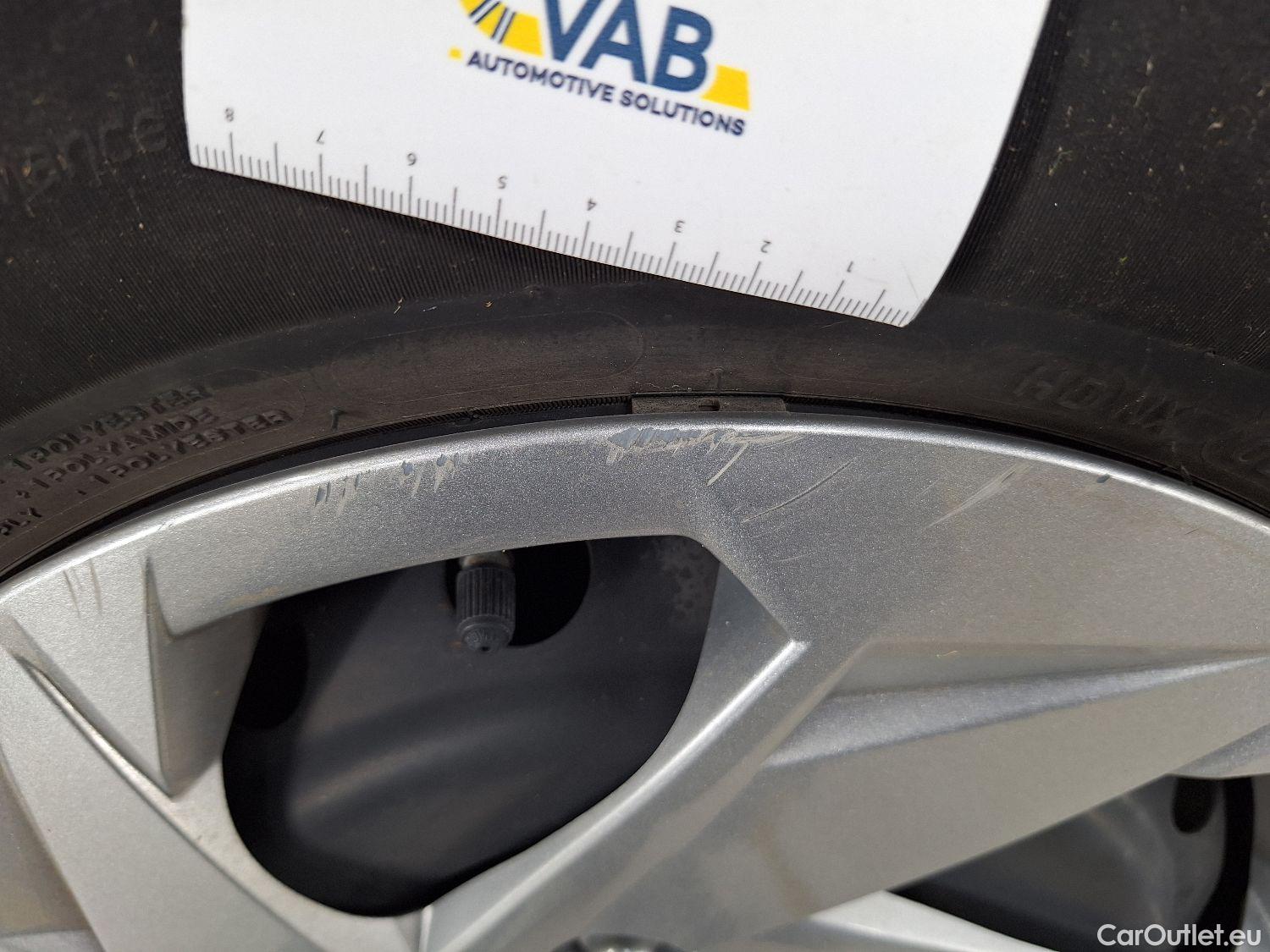  Hyundai  i20 Hyundai,  '20, Hyundai  1.0 T-GDi 74kW Twist 5d #6