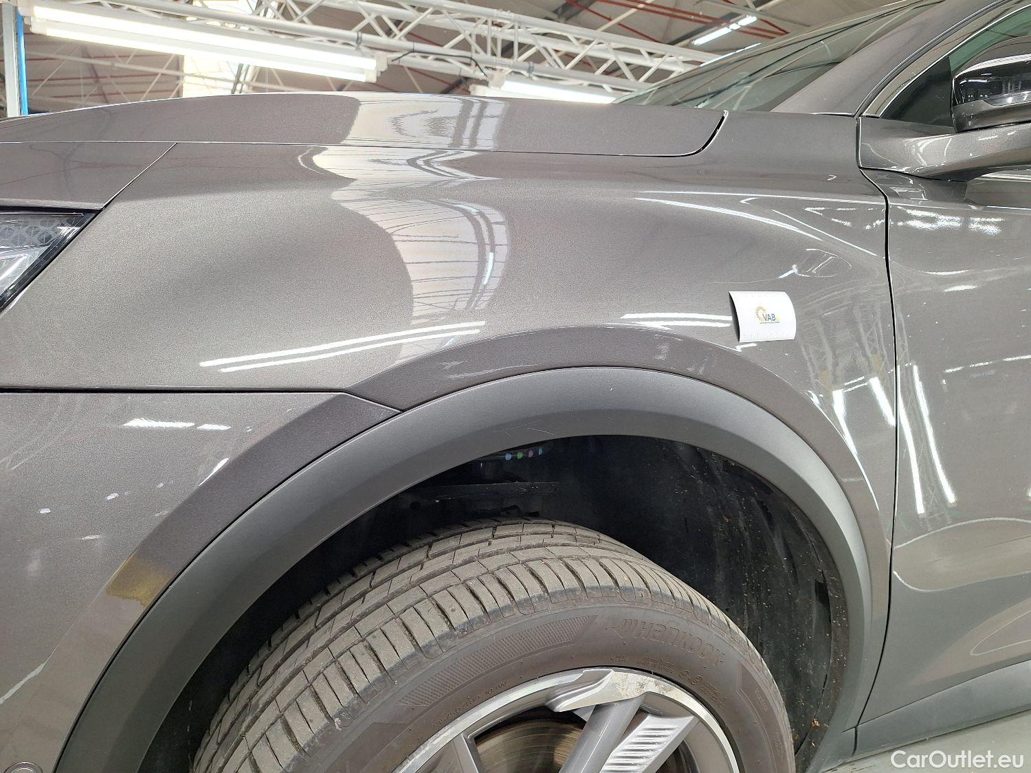  DS  DS7 DS,  CB '17, DS 7 Crossback 1.5 BlueHDi 130 Automatic So Chic 5 #37