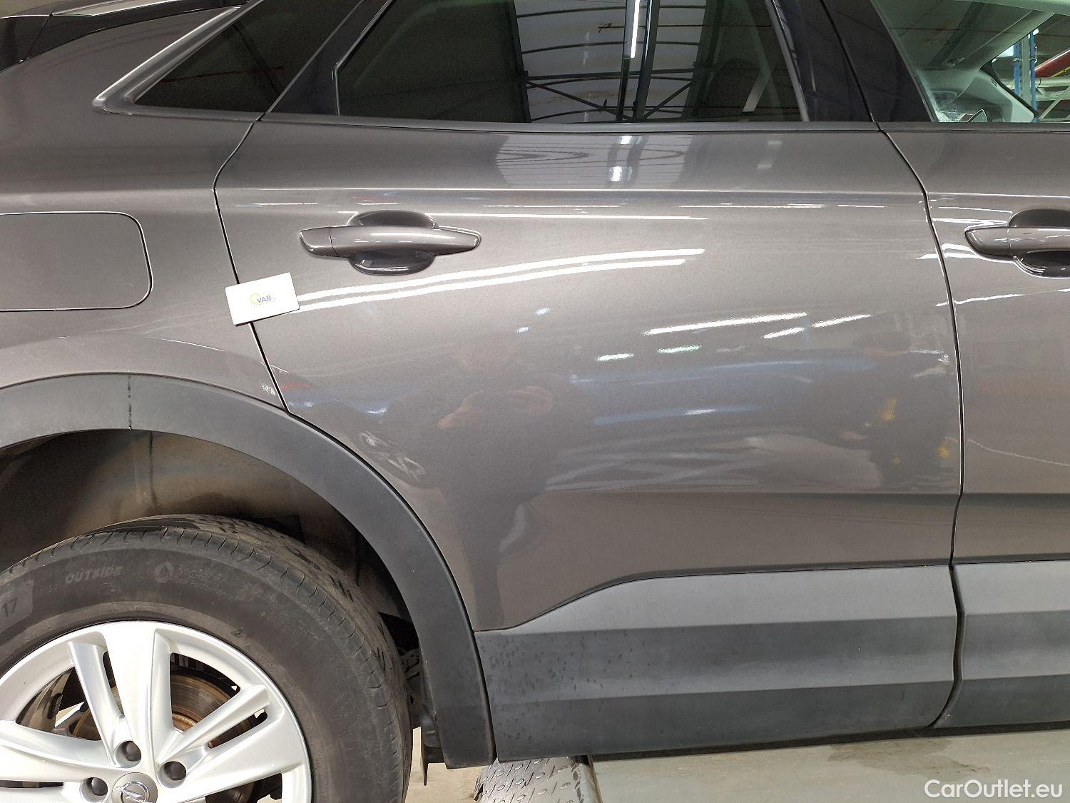  Opel   Grandland X Opel, '17, Opel 1.5 Turbo D D S/S MT6 Elegance 5d #13