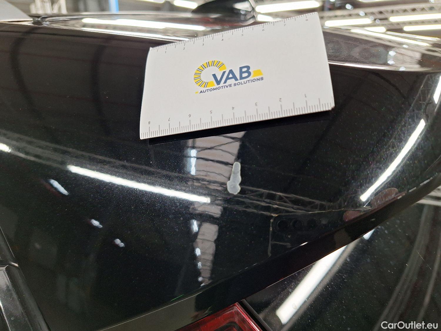  Volvo  XC 40 Volvo, XC40 '17, Volvo XC40 D3 Geartronic Inscription 5d #31