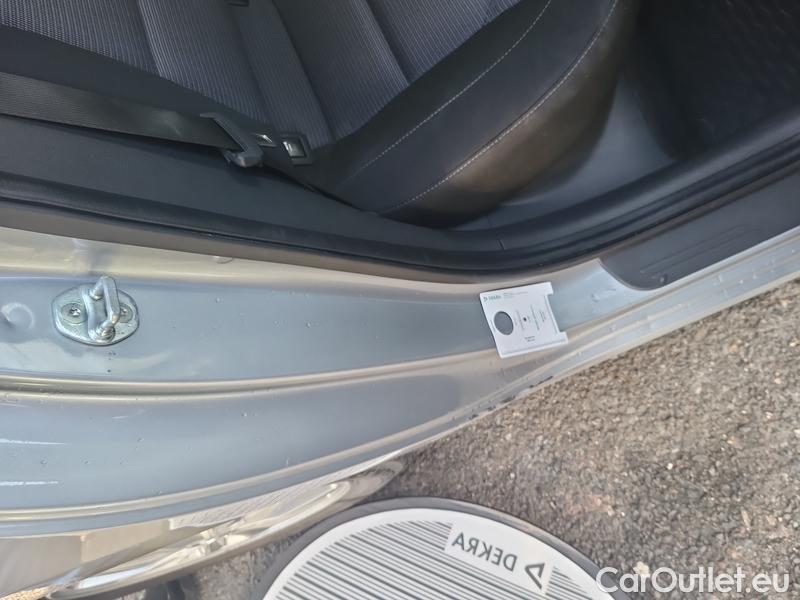  Hyundai  i30   cw (PD)(2017->)  kom.1.0TGDI 120 Comfort #13