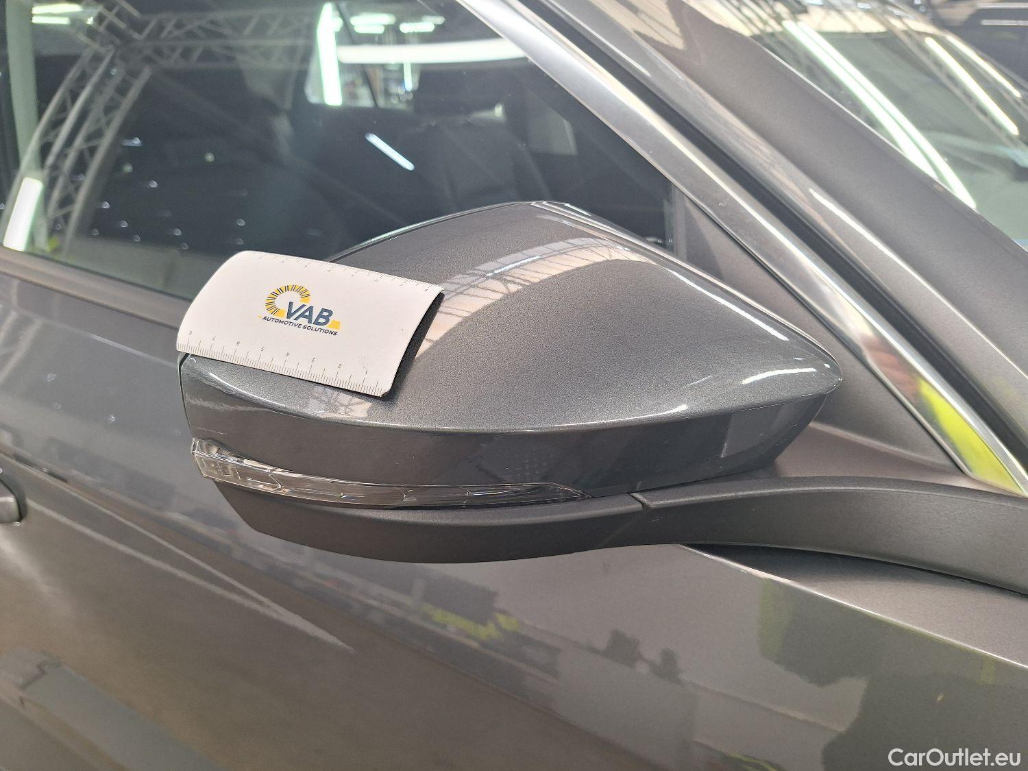  Volkswagen  T-ROC VW,  '17, Volkswagen  1.0 TSI United 5d #24