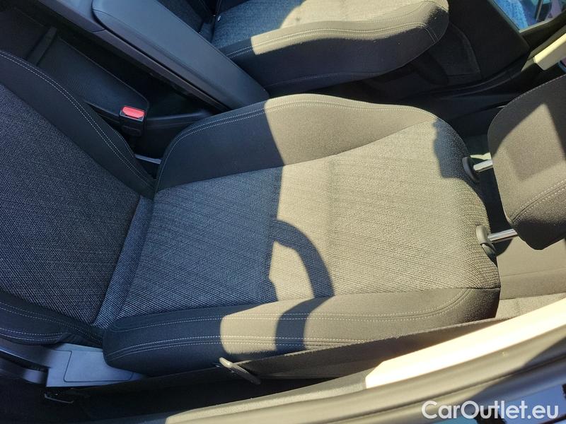  Bmw  X1  (2022)  xDrive30e AT 5d #7