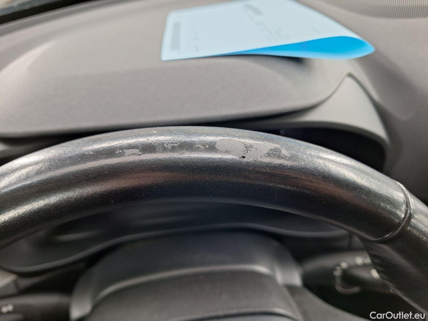  Volvo  XC 40 Volvo, XC40 '17, Volvo XC40 D3 Geartronic Inscription 5d #44