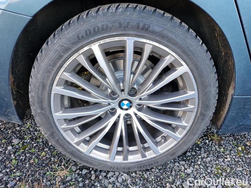  Bmw  Serie 3  (2017->) 320d hyb.Touring AT #9