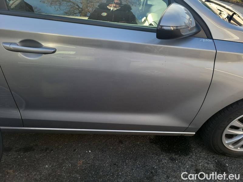  Hyundai  i30   cw (PD)(2017->)  kom.1.0TGDI 120 Comfort #14