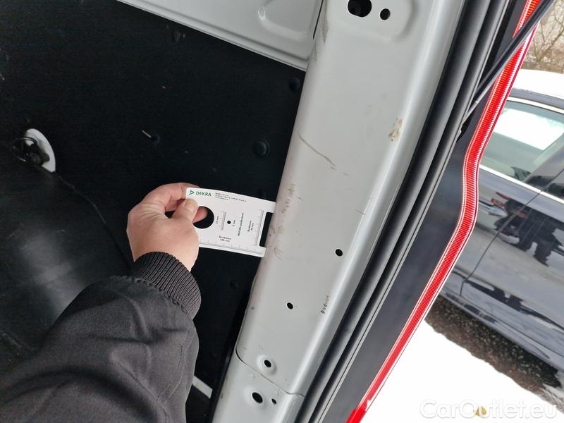  Ford  Transit  Custom (2013) TrCust EBL 310 HEV Trend L1 #24