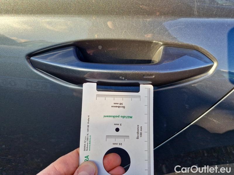  Skoda  Octavia  Lim. (NX3)(2020)  1.0TSI 81 Style #10