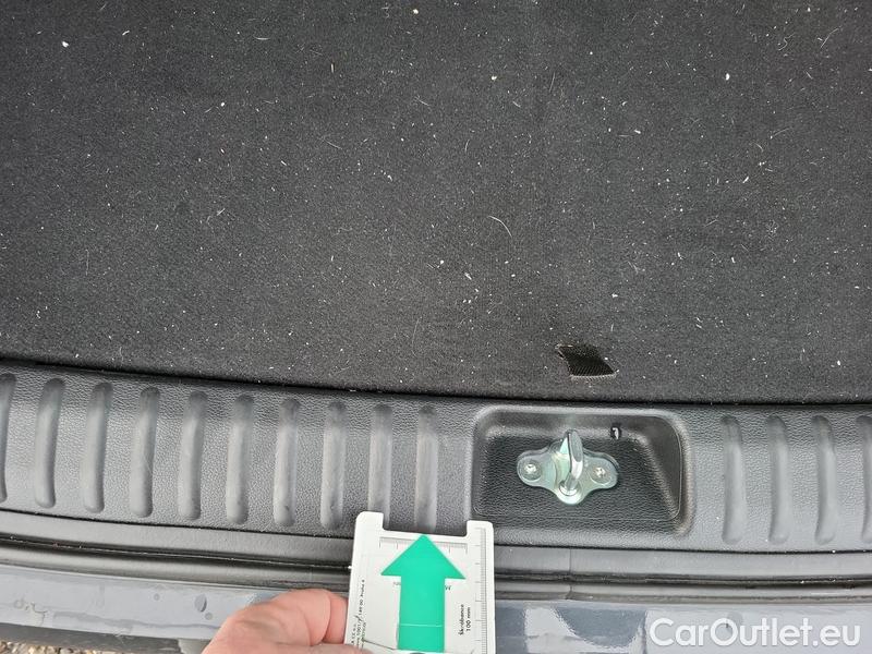  KIA  Cee'd Ceed Sportswagon (2018->) Ceed SW 1.5 T-GDI 118 Fresh #23