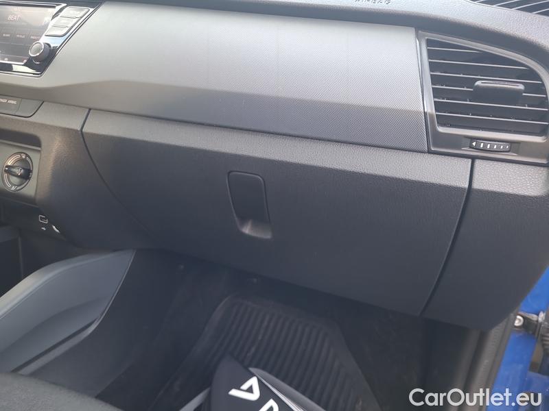  Skoda  Fabia  Combi (2015)  Com.1.0TSI 70 Active #29